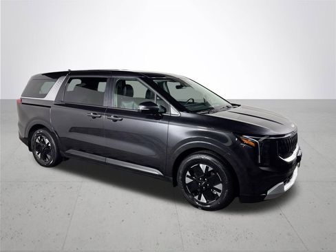 Certified 2025 Kia Carnival LXS image 5