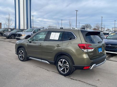 Used 2024 Subaru Forester Touring w/ Pop Package 2 image 11