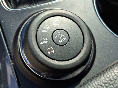 Used 2016 Ford Explorer Limited w/ Equipment Group 301A AWD/4WD image 28