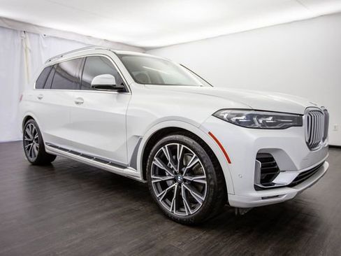 Used 2020 BMW X7 xDrive40i w/ Executive Package image 30