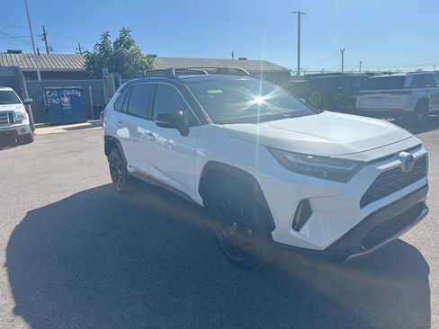 Used 2022 Toyota RAV4 XSE w/ XSE Grade Weather Package AWD/4WD image 11