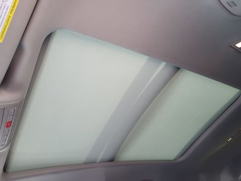 Used 2019 Volkswagen Atlas SEL Premium image 30