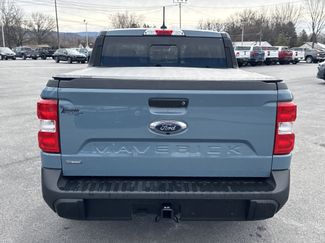 Used 2023 Ford Maverick Lariat w/ Lariat Luxury Package video 4