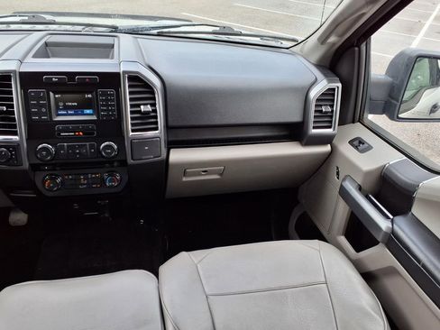 Used 2016 Ford F150 XLT AWD/4WD image 18