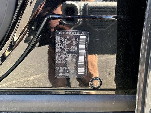 Used 2020 Nissan Armada SL image 14