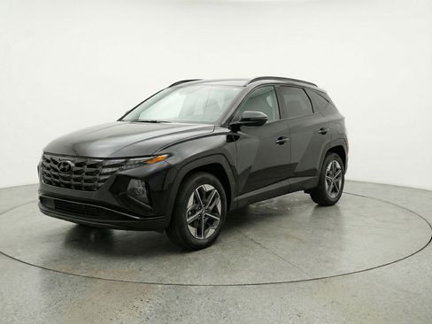 Used 2025 Hyundai Tucson SEL image 3