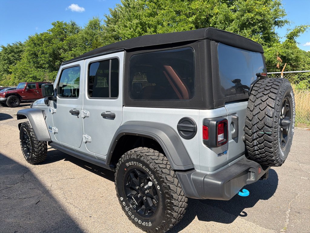 Used 2023 Jeep Wrangler 4WD Unlimited Willys w/ Cold Weather Group image 4