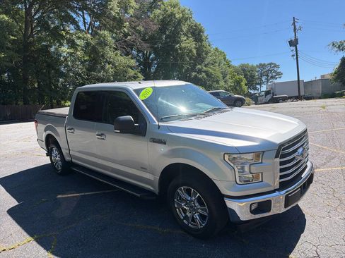 Used 2017 Ford F150 XLT w/ Equipment Group 301A Mid RWD image 17