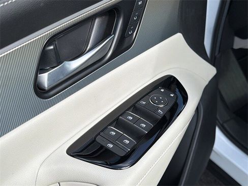 Used 2025 Nissan Murano SL w/ Cargo Package image 25