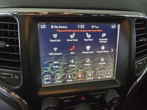 Used 2018 Jeep Grand Cherokee Altitude AWD/4WD image 24