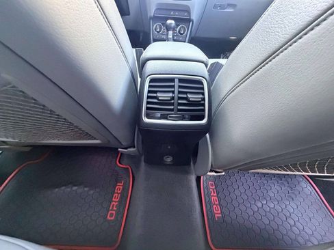 Used 2016 Audi Q3 2.0T Premium Plus w/ Technology Package AWD/4WD image 29