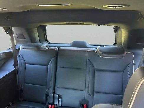 Used 2021 Chevrolet Tahoe Premier image 16