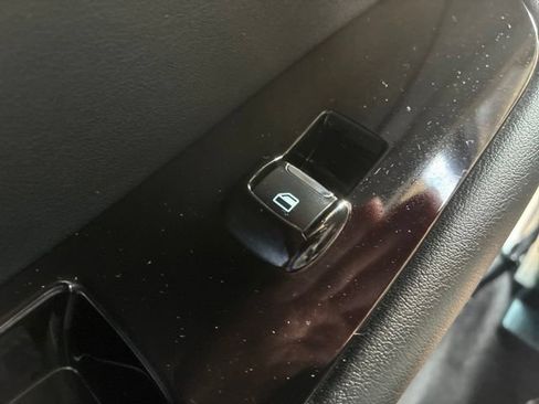 Used 2019 Ford Edge SEL w/ Equipment Group 201A AWD/4WD image 19