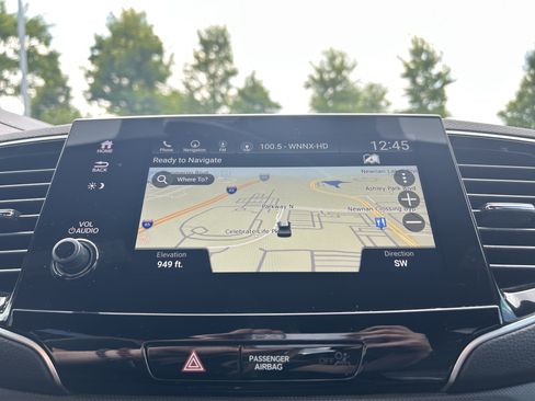 Used 2022 Honda Passport TrailSport image 12
