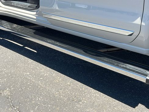 New 2026 Chevrolet Silverado 1500 High Country AWD/4WD image 14