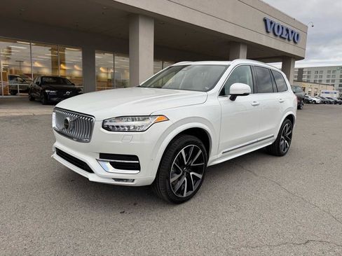 New 2025 Volvo XC90 B6 Plus w/ Protection Package Premier image 6