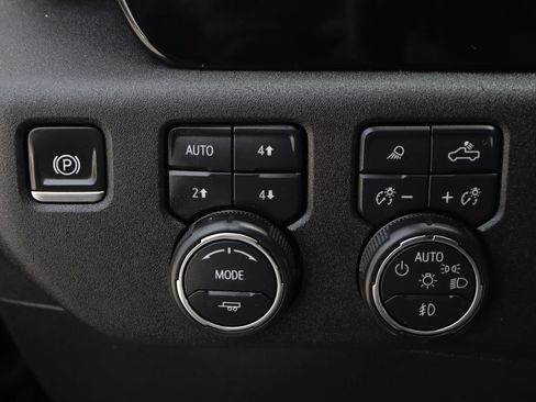 Used 2024 Chevrolet Silverado 1500 RST w/ Convenience Package II AWD/4WD image 25