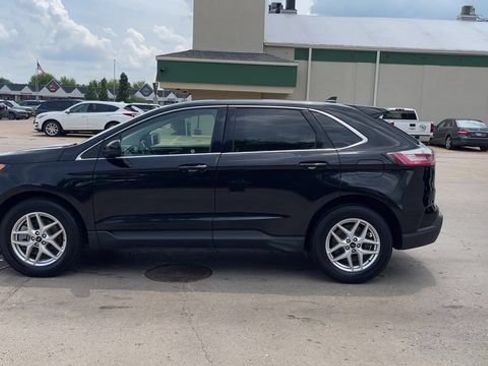 Used 2024 Ford Edge SEL AWD/4WD image 5