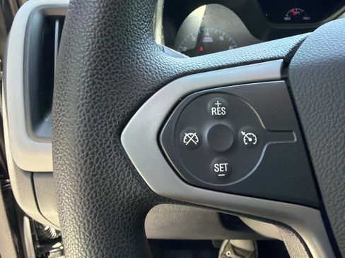 Used 2018 Chevrolet Colorado W/T w/ WT Convenience Package RWD image 26