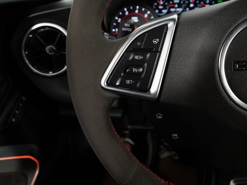 Used 2017 Chevrolet Camaro ZL1 image 18