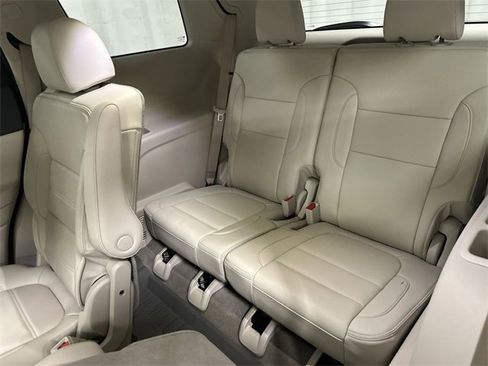 Used 2023 GMC Acadia Denali w/ Denali Ultimate Package image 16