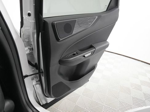 Used 2025 Lexus NX 350 AWD w/ Accessory Package (2T) image 17