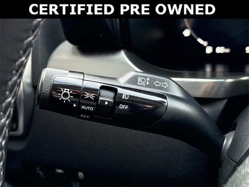 Used 2023 Kia Sorento SX image 27