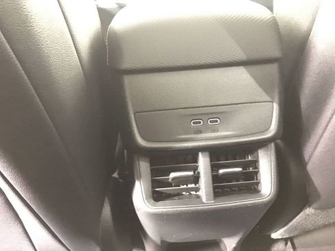 New 2026 Chevrolet Equinox LT w/ Convenience Package II image 37