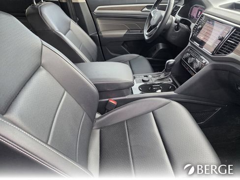Used 2021 Volkswagen Atlas SEL AWD/4WD image 30