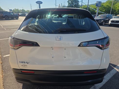 Used 2025 Honda HR-V LX image 6