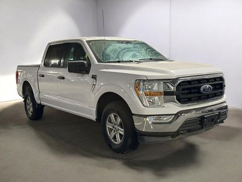 Used 2021 Ford F150 XLT w/ Equipment Group 301A Mid image 3