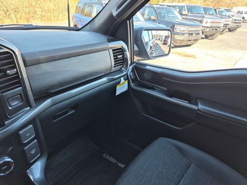 Certified 2023 Ford F150 XLT w/ Equipment Group 302A High image 22