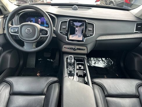 Used 2023 Volvo XC90 T8 Ultimate w/ Lounge Package AWD/4WD image 3