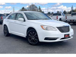 Used 2014 Chrysler 200 LX FWD video 2