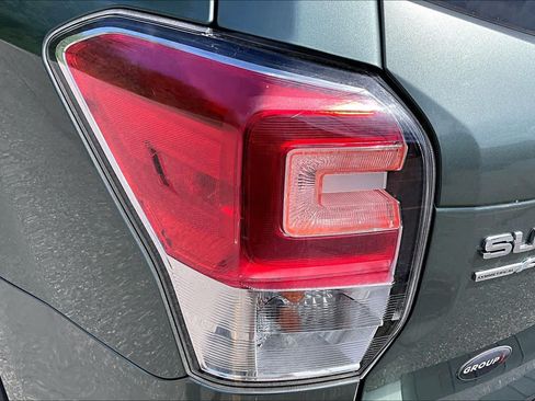 Used 2017 Subaru Forester 2.5i Premium w/ All-Weather Package AWD/4WD image 27