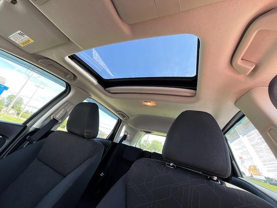Used 2015 Honda Fit EX image 29