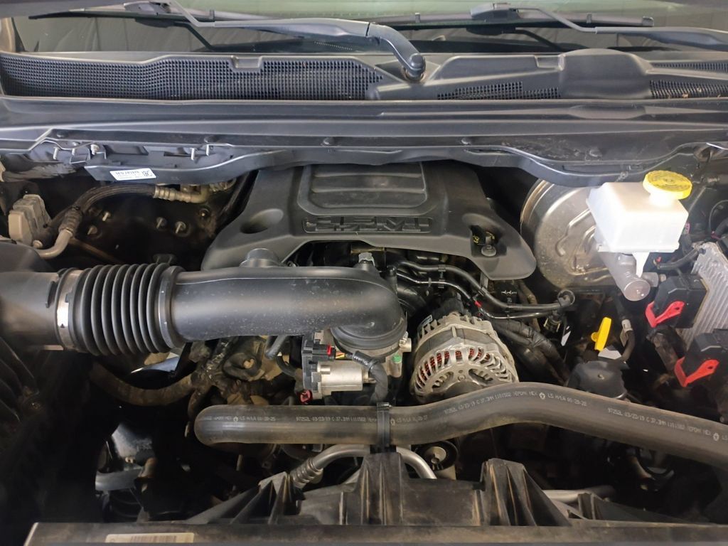 Used 2019 RAM 1500 Laramie AWD/4WD image 20