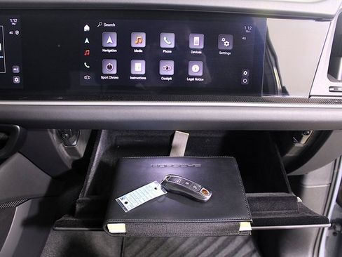 Certified 2024 Porsche Cayenne Coupe image 26