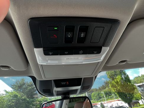 New 2026 Nissan Rogue Platinum AWD/4WD image 28