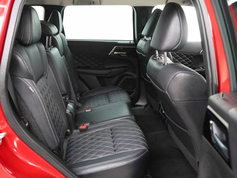 Used 2022 Mitsubishi Outlander SEL AWD/4WD image 12