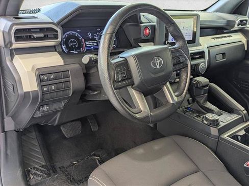 Used 2024 Toyota Tacoma TRD Off-Road AWD/4WD image 9