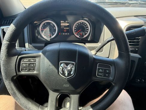 Used 2018 RAM 2500 SLT AWD/4WD image 10