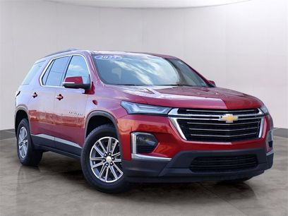 Used 2023 Chevrolet Traverse LT