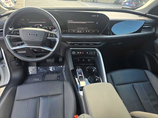 Used 2025 Audi Q5 Premium w/ Convenience Package AWD/4WD image 21