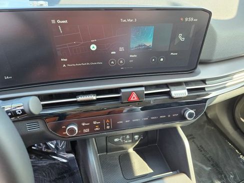 New 2026 Kia Sportage SX image 12