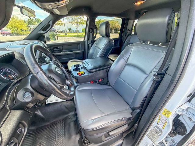 Used 2022 RAM 2500 Tradesman w/ Chrome Appearance Group RWD image 17