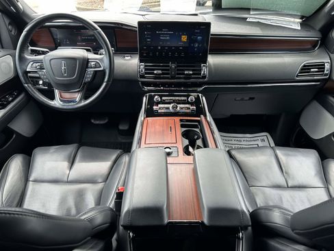 Certified 2022 Lincoln Navigator L Reserve AWD/4WD image 19