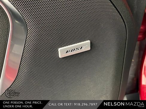 Used 2021 GMC Yukon SLT w/ SLT Premium Package image 20