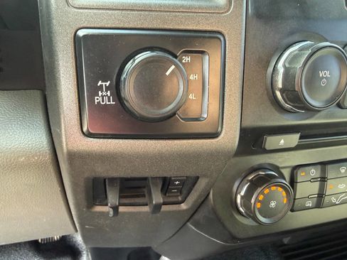 Used 2017 Ford F250 XL w/ Power Equipment Group image 23