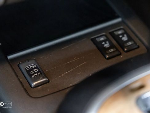 Used 2011 Nissan Murano CrossCabriolet Sport Utility 2 image 28